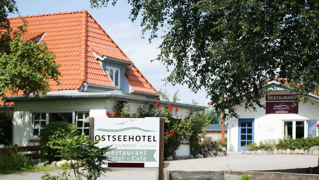 Ostseehotel Hunhoi Niesgrau Exterior photo